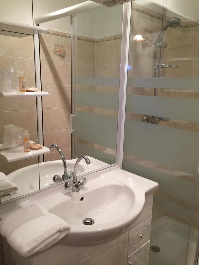 Auberge Les Olivades Mallemort Dış mekan fotoğraf